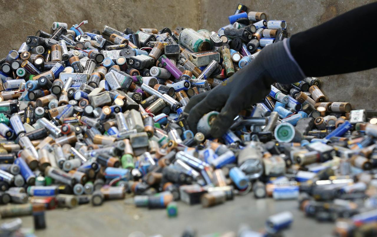 鋰電池回收產能過剩局面或持續到年底