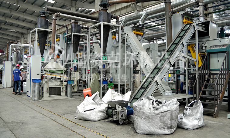 泰國(guó)鋰電池分解處理設(shè)備生產(chǎn)線(xiàn)